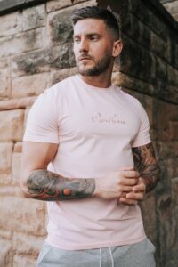 Carlson T-shirt In Pink With Signature Logo